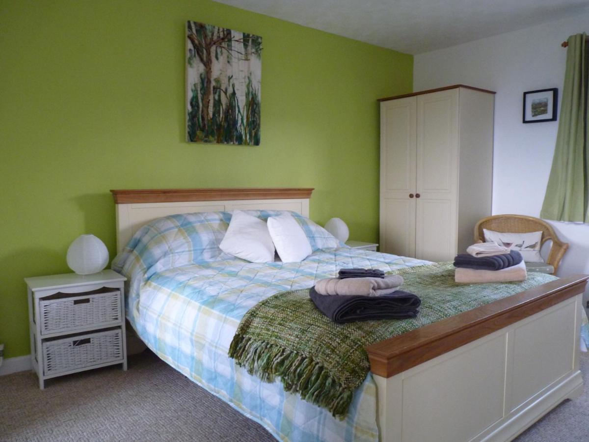 The Farthings Bed & Breakfast Braunton Exterior photo