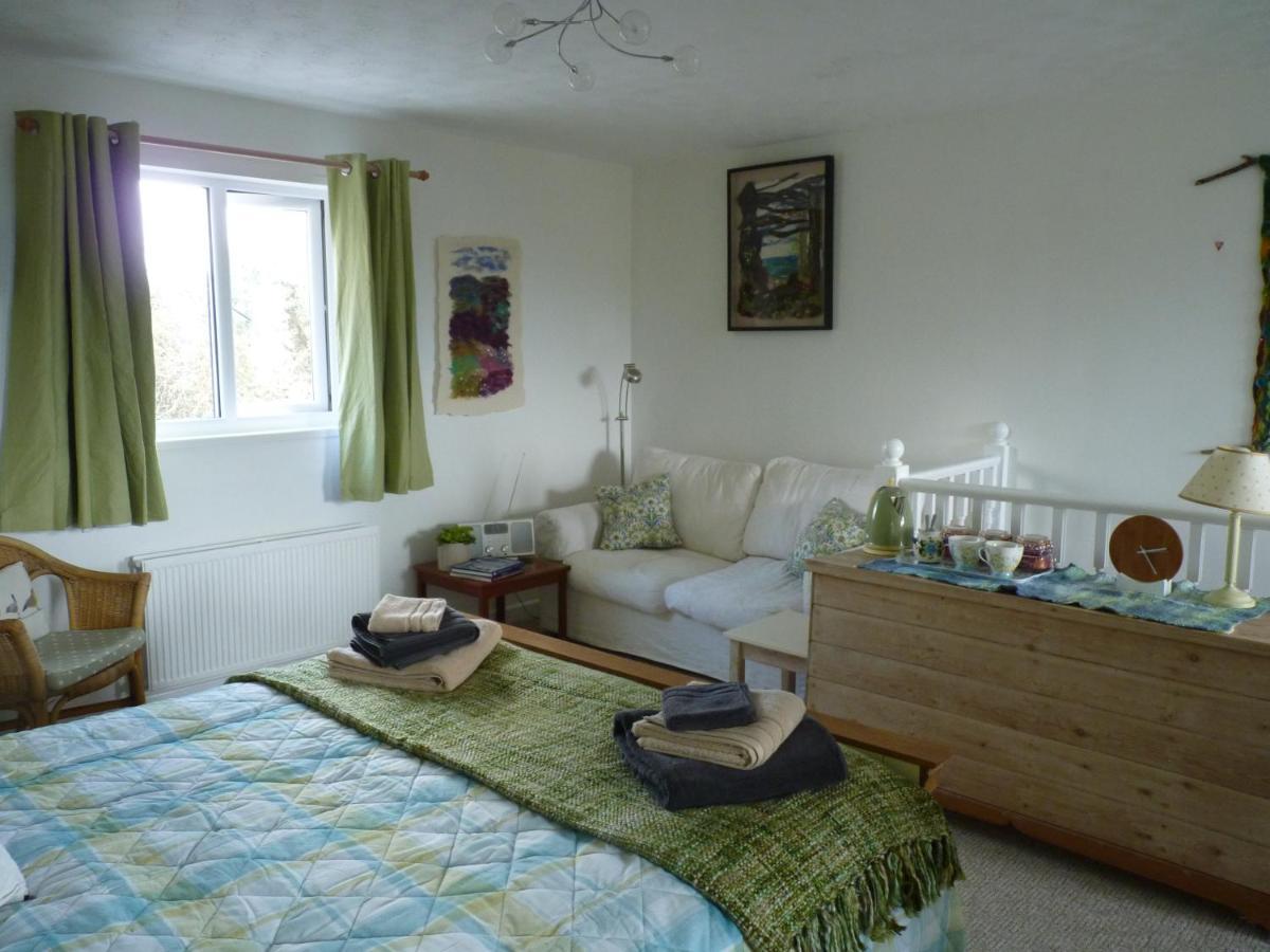 The Farthings Bed & Breakfast Braunton Exterior photo